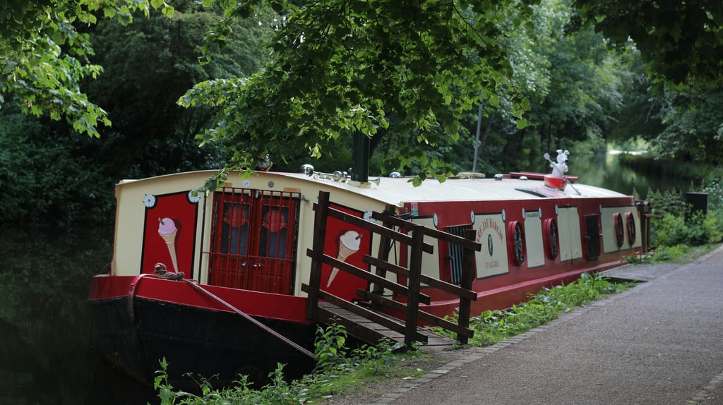 Déjeuner sur la péniche à Rennes ⚓🥗