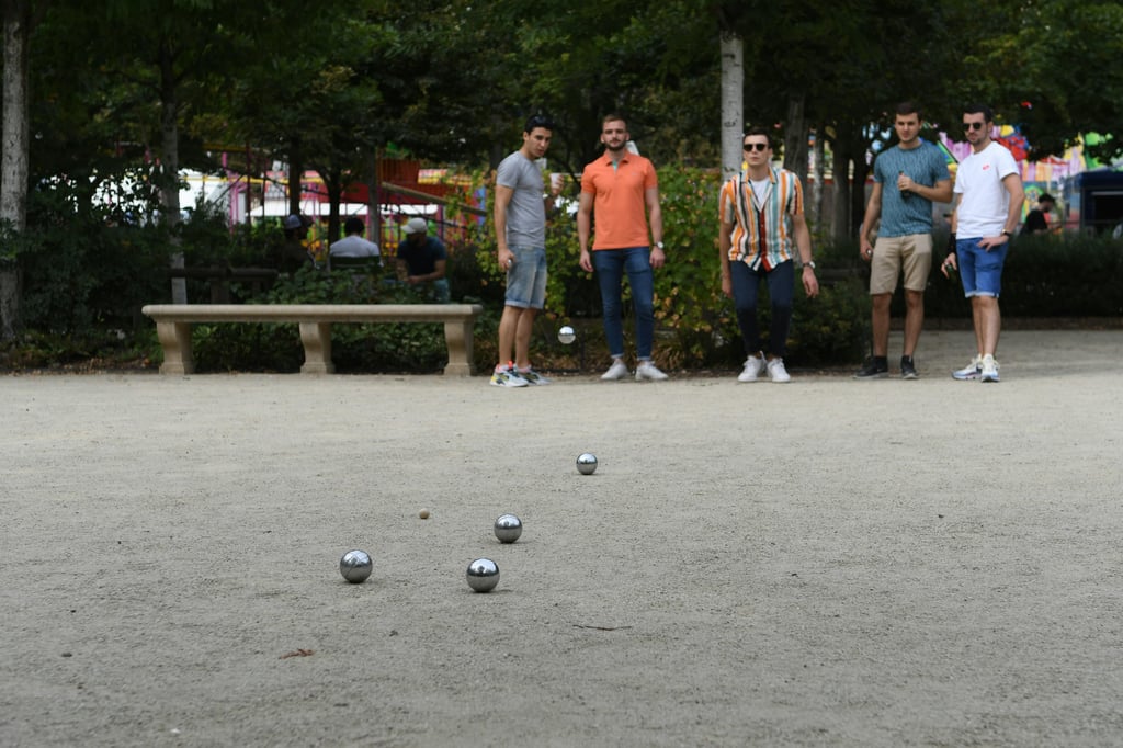 Pétanque au jardin des tuileries