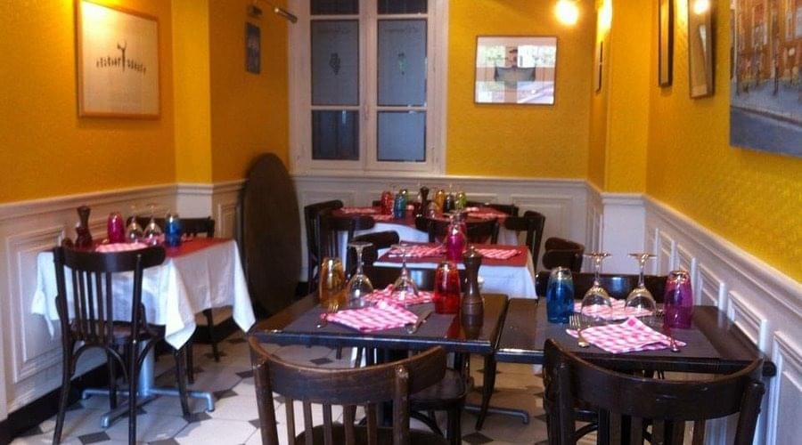 a pan filled with food sitting on top of a table