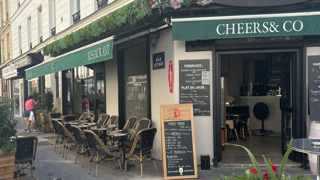 Déjeuner 🍽️ convivial & amical au Restaurant « Cheers & Co » avec Roland 🌟