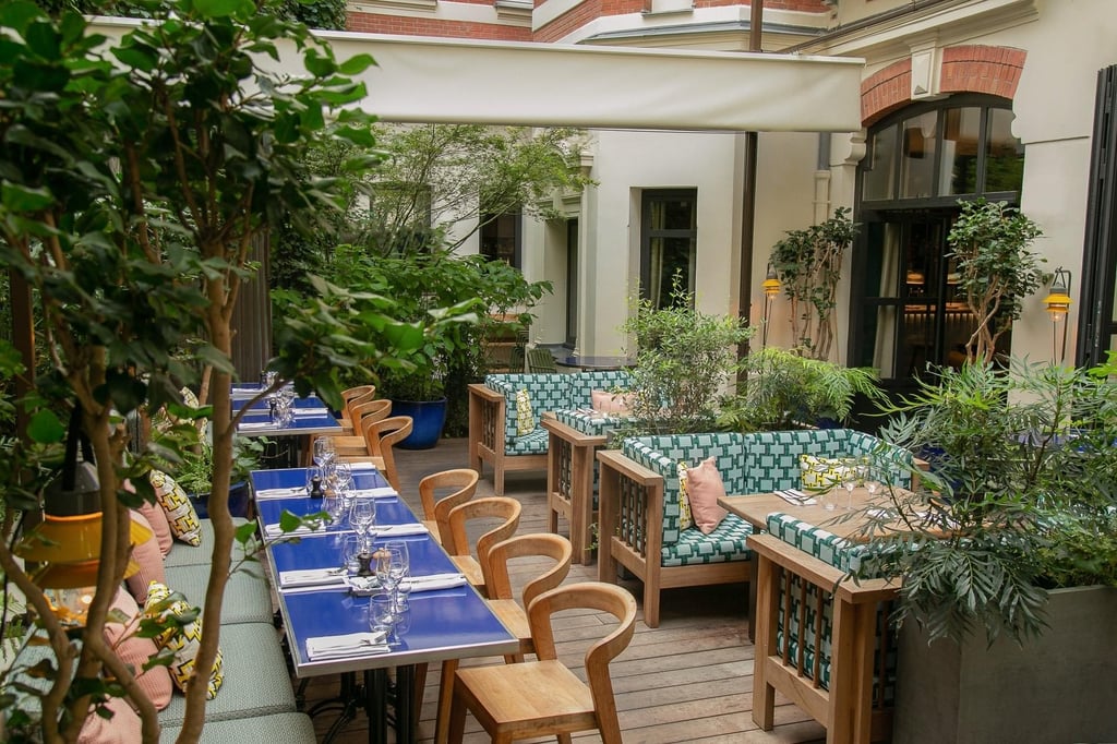 After dans la serre de l'hôtel Ballu