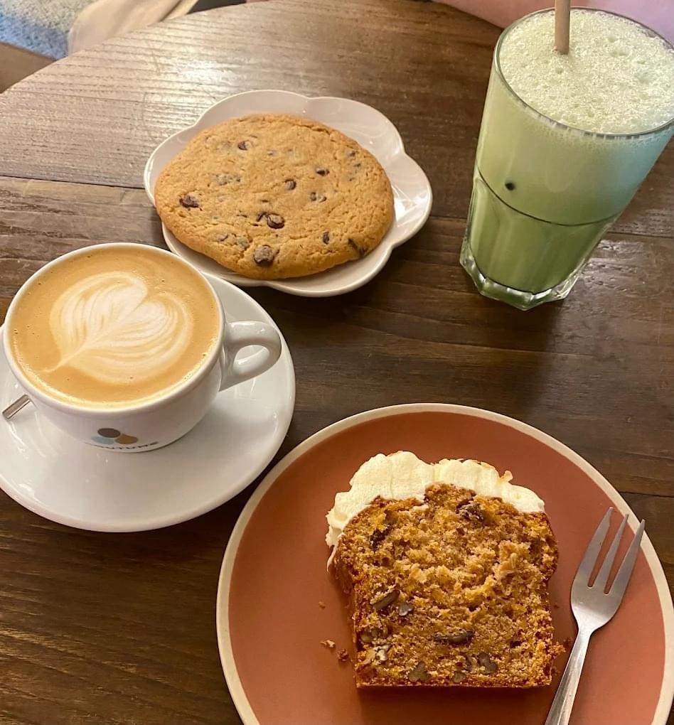 Pause détente au Café Penché