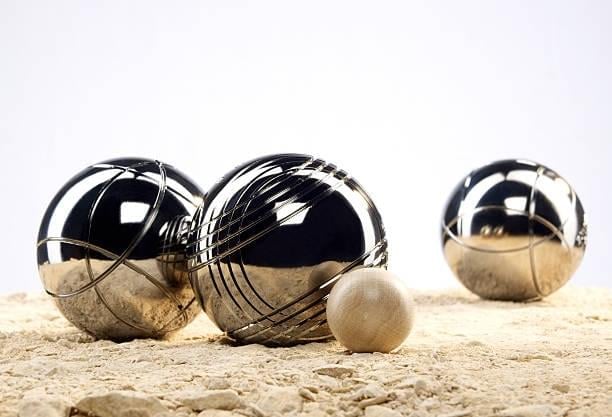 Pétanque, pique-nique et ping- pong