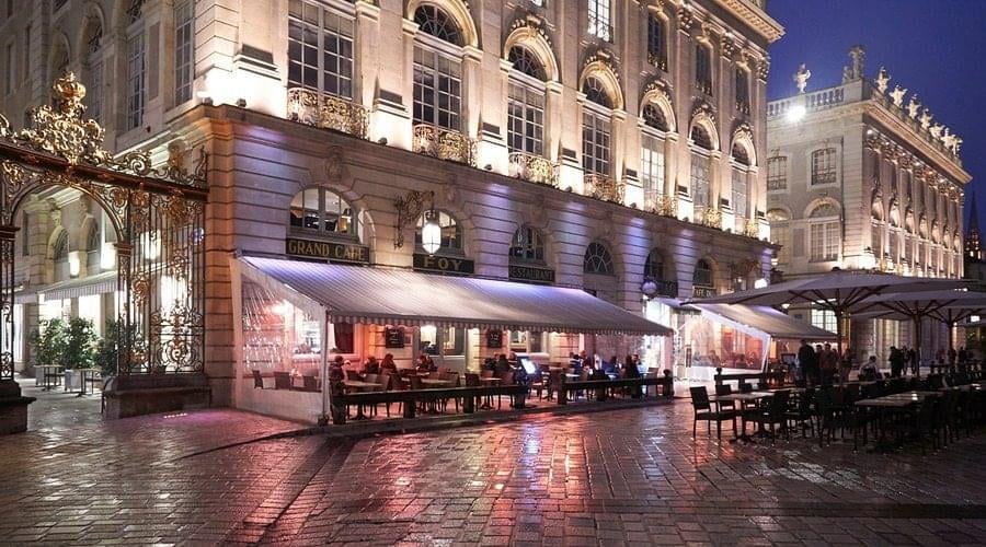 Dîner classique au grand café foy