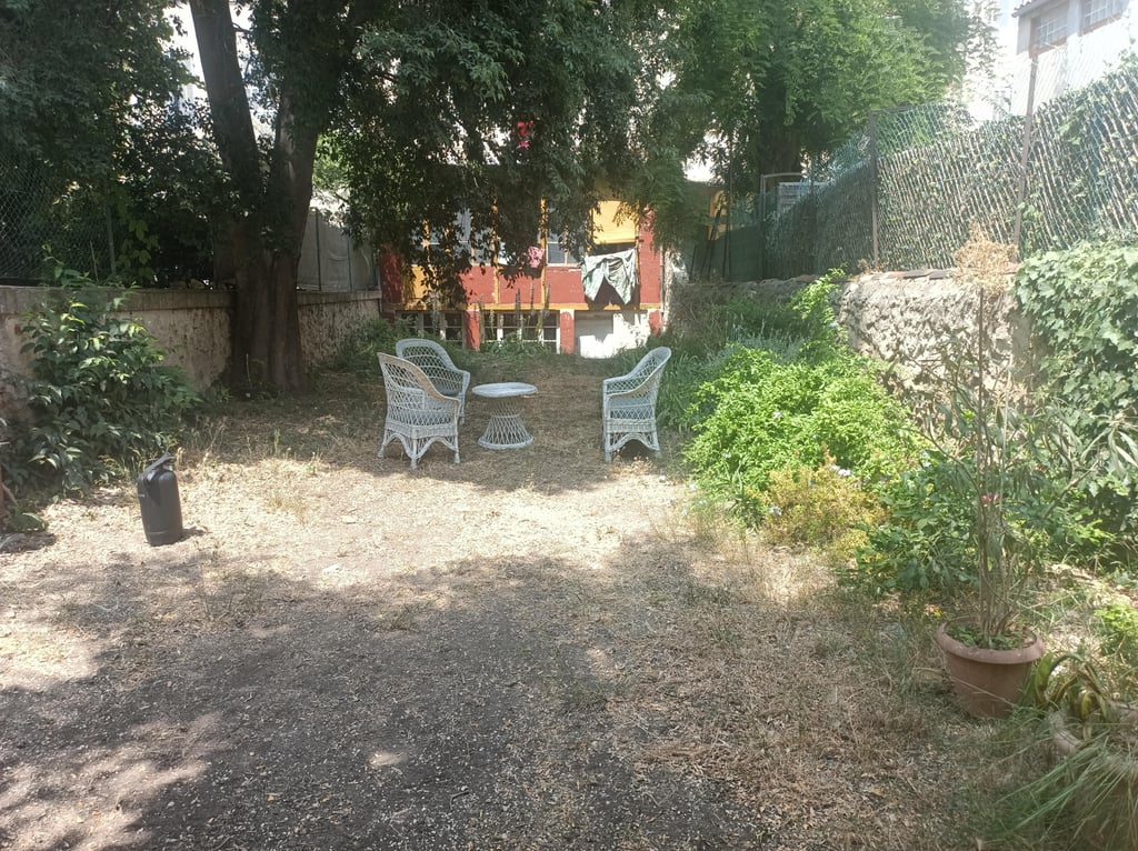 Barbecue dans un jardin place Sébastopol