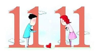 A road next to the lake with trees.