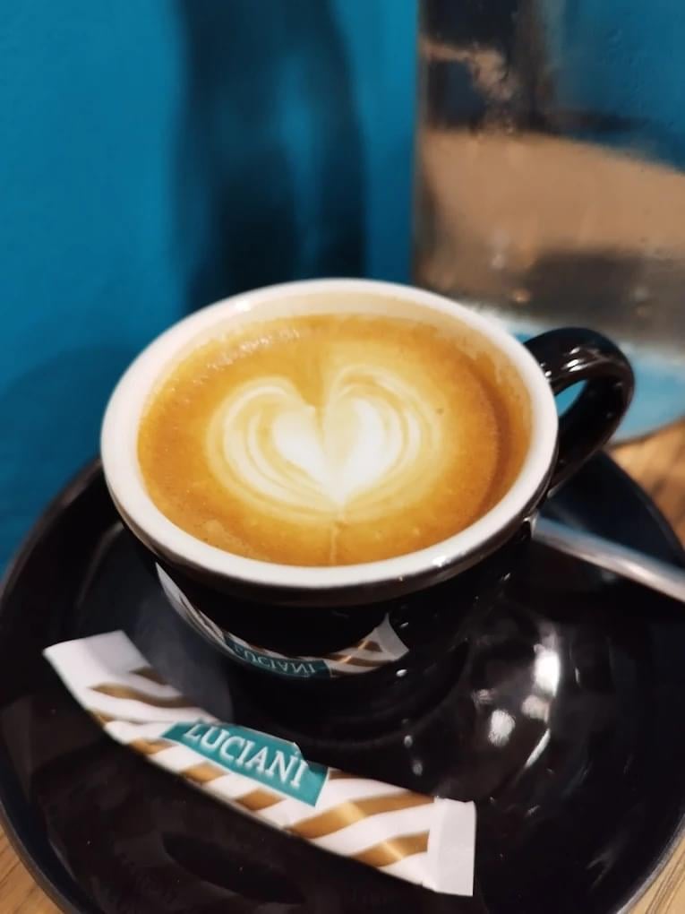 Café au Black Bird Coffee