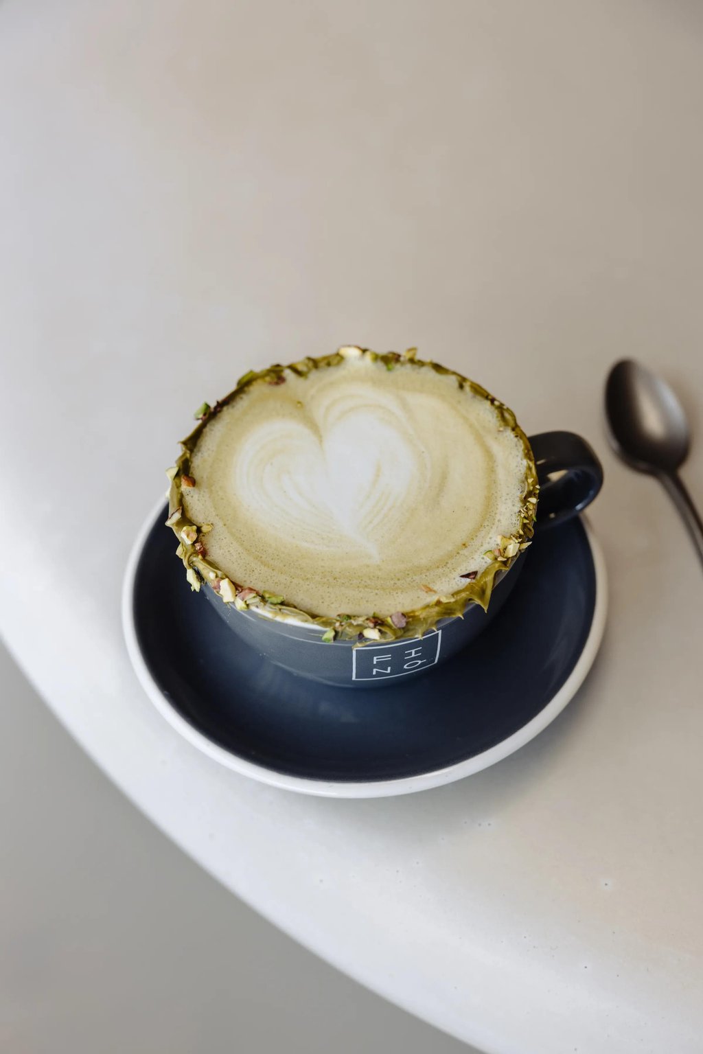 ☕ Un café « Nouvelle amitié » au Café Fino