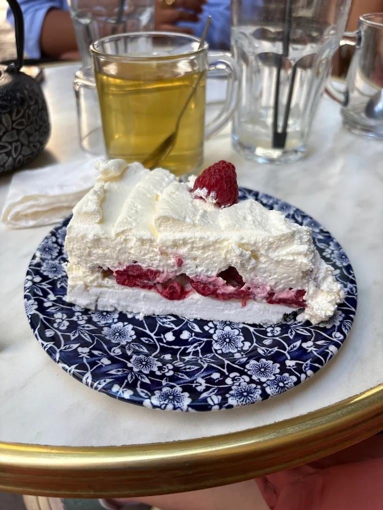 Goûter au Flower's café Place de la Bourse