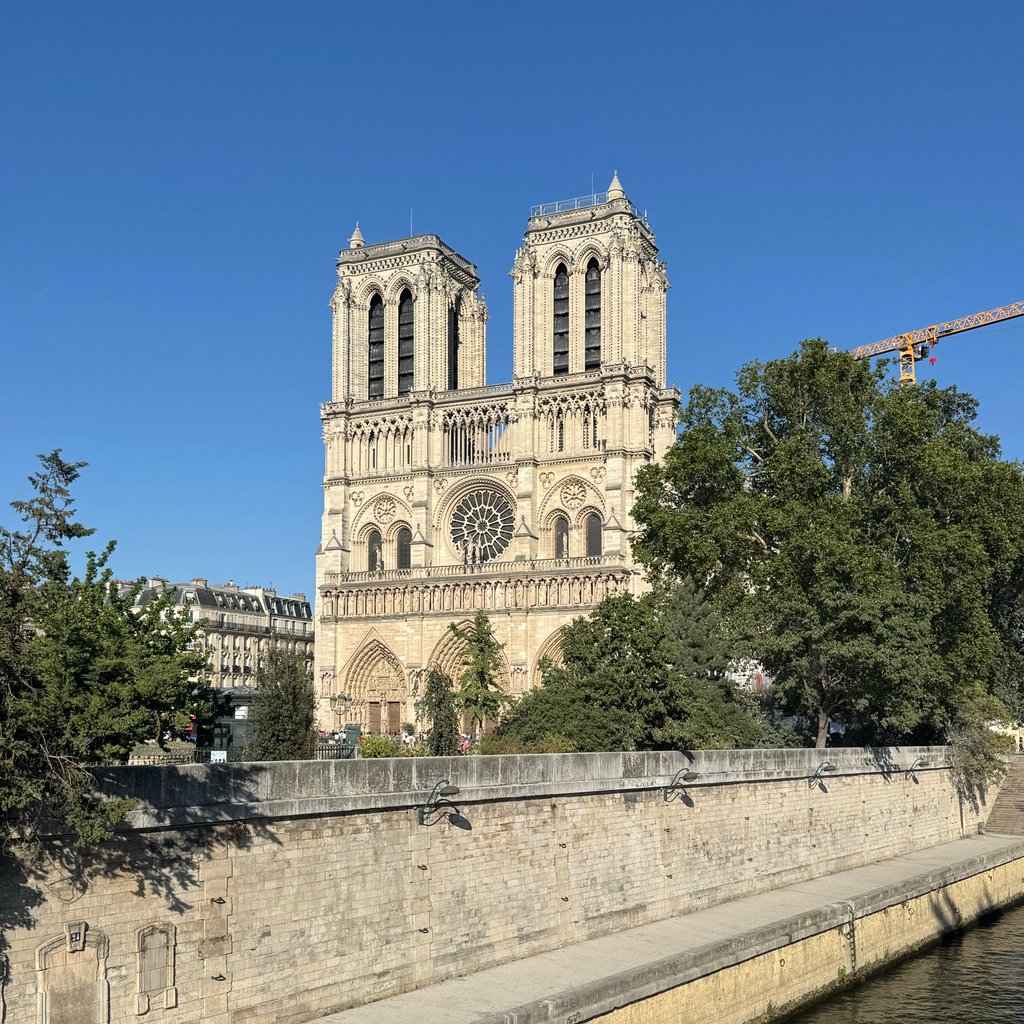 Parisian bridge