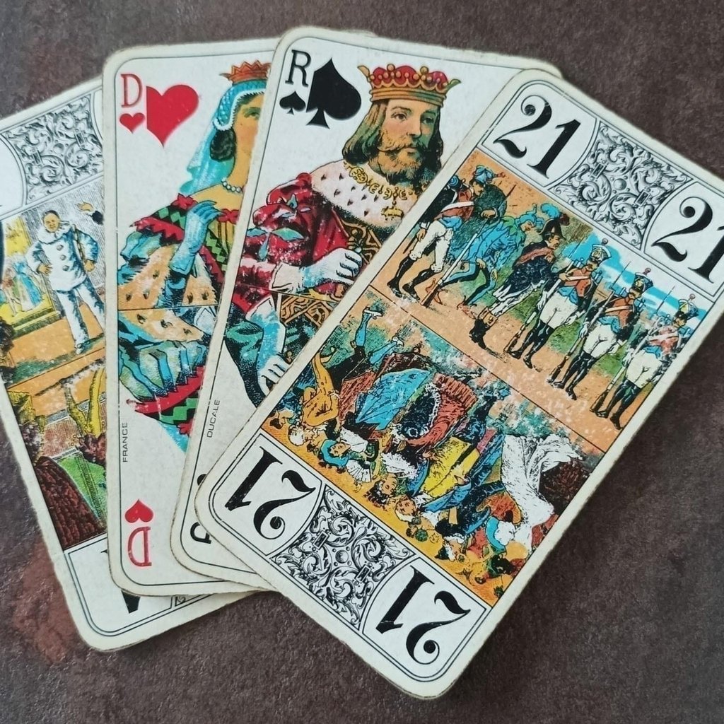 Partie de Tarot à 5 au Café Paris-Lyon