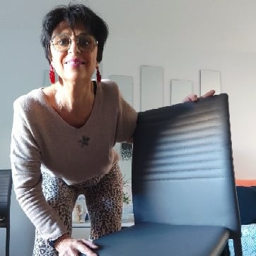 woman doing exercise