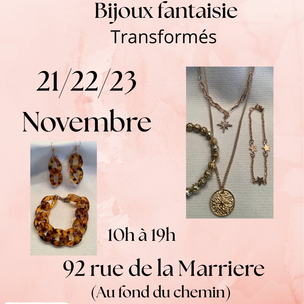 A bunch of necklaces that are on a shelf