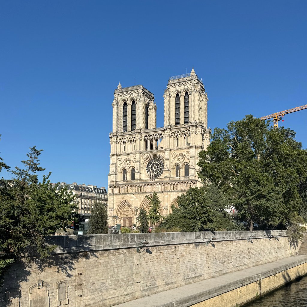 Parisian bridge