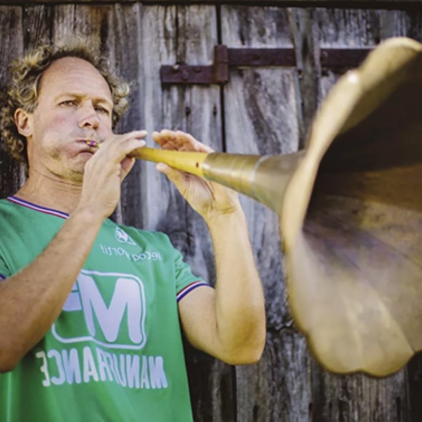 The 3D videomapping "Creating Tomorrow" on the Brandenburg Gate is the main show of this year's Festival Of Light in Berlin and takes visitors on a journey through our past, present and future. It confronts them with the common goals for a sustainable future. The Climate Pledge addresses these challenges and issues in its video mapping. Stromnetz, the grid operator of the city of Berlin, shows futuristic thoughts about energy in a second part.