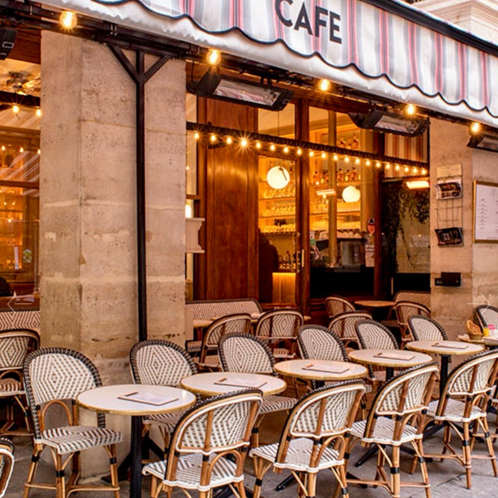 Dejeuner en terrasse au Bistro St Dominique