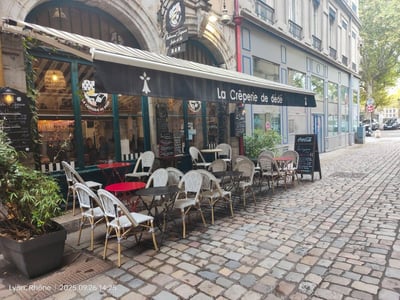 Crêperie de DÉDÉ pour le gouter avec Marie France ! 