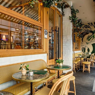 Café Mother a Boulogne