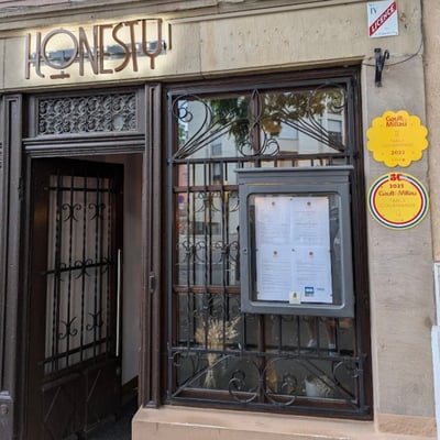 Dîner chez Honesty