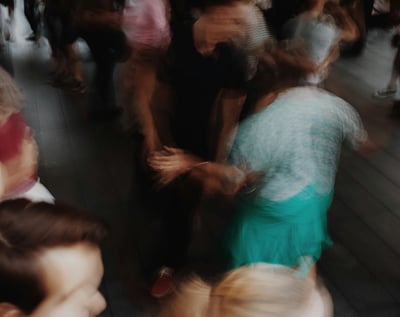 Soirée Cabaret-Vert : Chants, Danses & Karaoké à Vélizy !