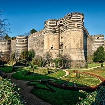 Visite des fosses du château d'Angers.