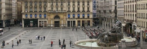 Visite insolite à la Croix-Rousse : personnages d'époque et découvertes