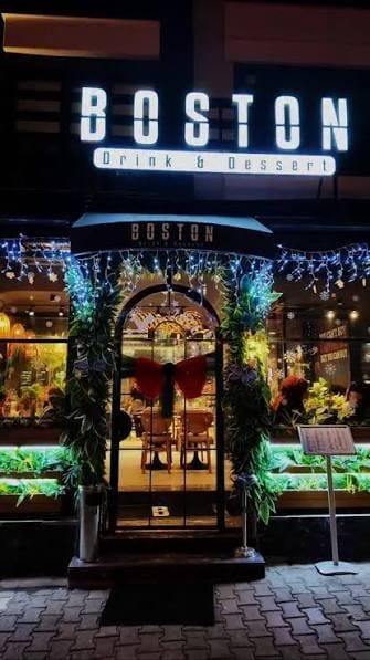 💃 Danse : Apéro dansant et rythmes rétro au Boston Café 