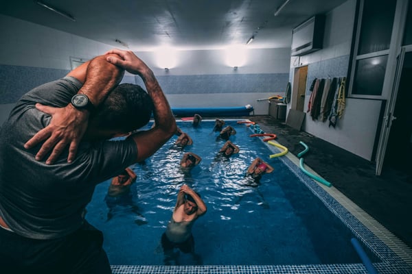 💦 Aquagym à la piscine Dunois entre Colettes