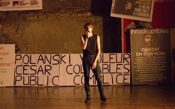 Théâtre documentaire au Théâtre de la Concorde