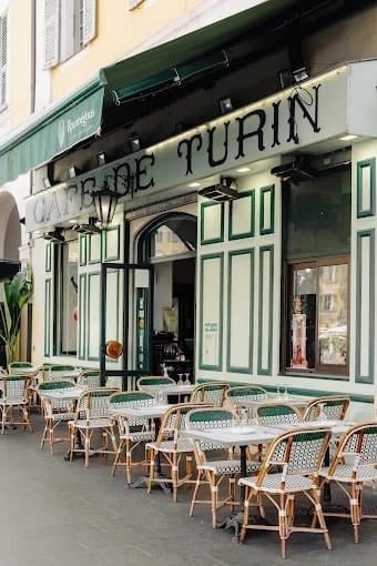 ☕ Brasserie : Pause conviviale au Café de Turin