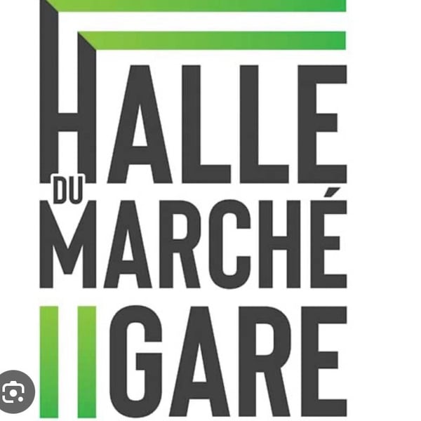 DÉJEUNER À LA HALLE DU MARCHÉ GARE