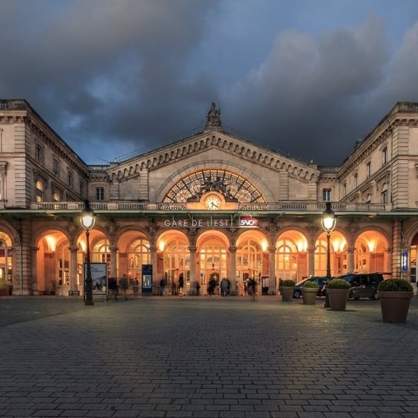 Les grandes gares de Paris 1ere partie: deux siècles d'Histoire