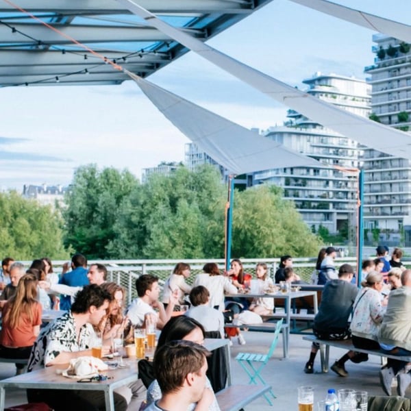 Café d’accueil avec Piroska, ambassadrice du Club