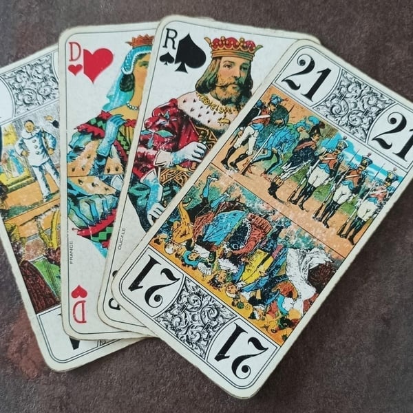 Partie de Tarot à 5 au Café Paris-Lyon