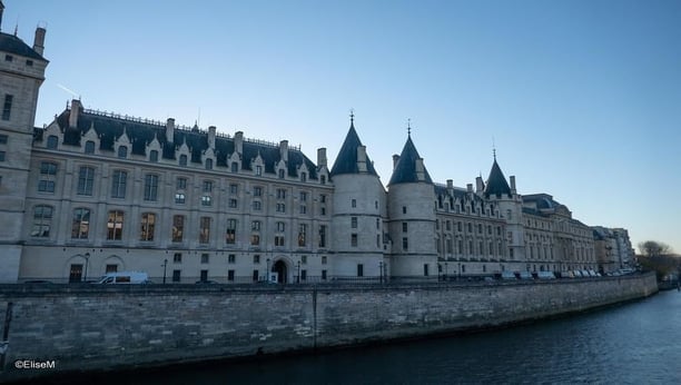 Visite guidée : La Cité de Notre Dame à la place Dauphine