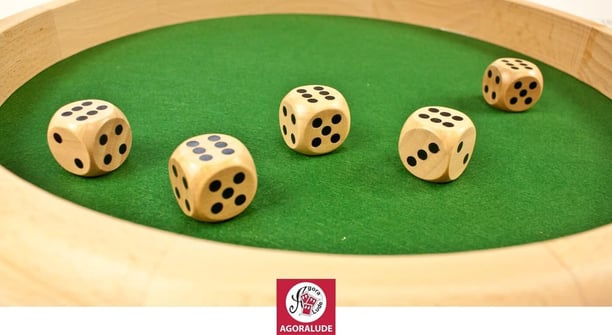 Une partie de Yam's (jeu de dés) ça vous dit ?