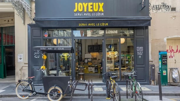 Café au Café Joyeux Paris 2ème