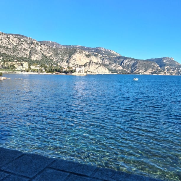 Plage des fourmis 06310