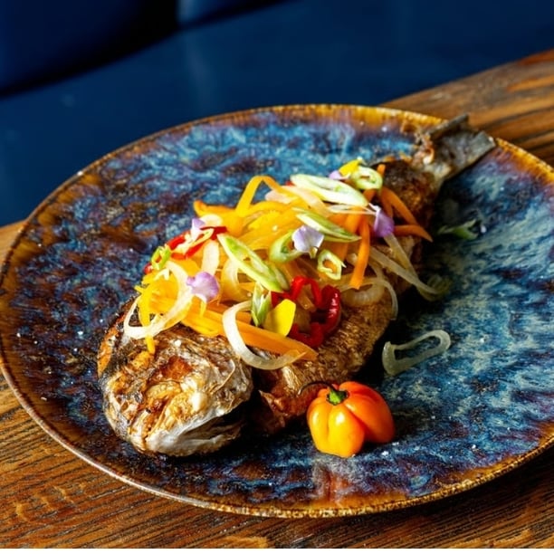 Dîner chez Jamrock : premier restaurant jamaïcain