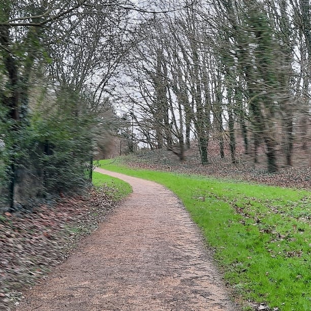 Petite virée à pieds sur le canal de la Rance au départ de la piscine des Gayeulles