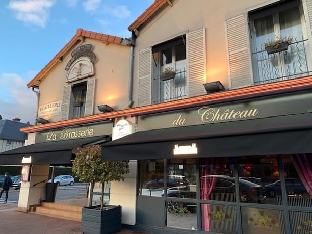 Déjeuner à la brasserie du château