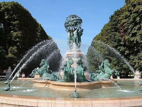 Le printemps des jardiniers au LUXEMBOURG (quartier Latin)