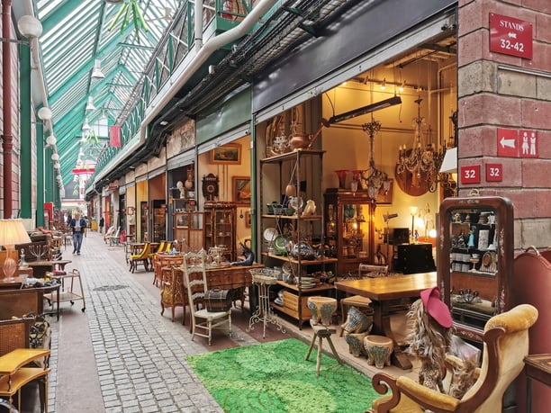 Chine aux puces de saint-ouen