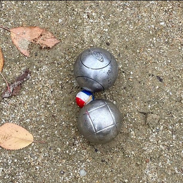 PETANQUE CONVIVIALE AUX TUILERIES 😩