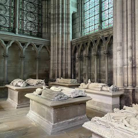 Visite guidée de la basilique Saint-Denis