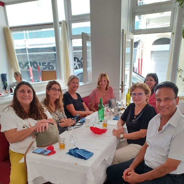 Souhaitez vous parler , discuter s 'exprimer : VENEZ ICI