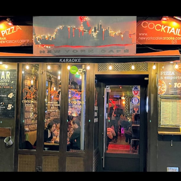 New York café karaoké