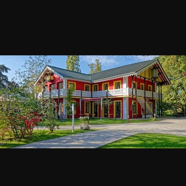 Rosa Bonheur Porte Jaune Vincennes