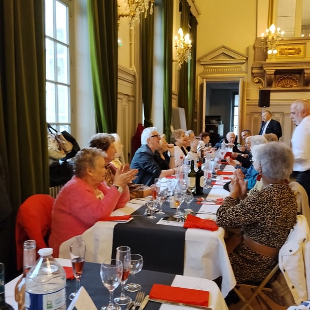 Repas et danses, Station Nord Est, Paris 10eme